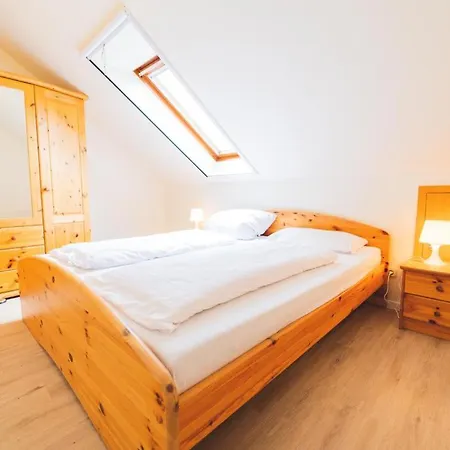 Апартаменты Huus Binnensee Og1, Frisch Renoviert Fuer 2, Ruhige Lage Nahe Suedstrand *