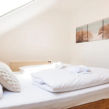 Huus Binnensee Og1, Frisch Renoviert Fuer 2, Ruhige Lage Nahe Suedstrand