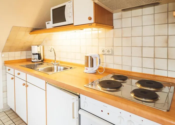 Апартаменты Huus Binnensee Og1, Frisch Renoviert Fuer 2, Ruhige Lage Nahe Suedstrand *