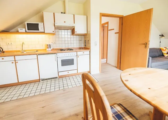 Huus Binnensee Og1, Frisch Renoviert Fuer 2, Ruhige Lage Nahe Suedstrand Апартаменты Фемарн